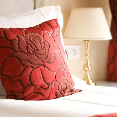 Otel Grand Bristol By Collection Colmar