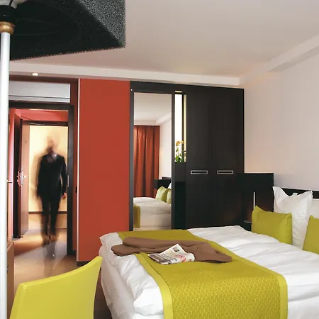 Grand Bristol Hotel