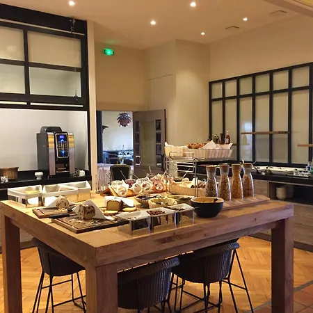 Grand Bristol By Collection Otel