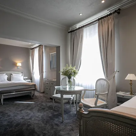 Grand Bristol Hotel 4*