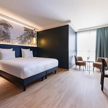 Grand Bristol By Collection Otel 4*