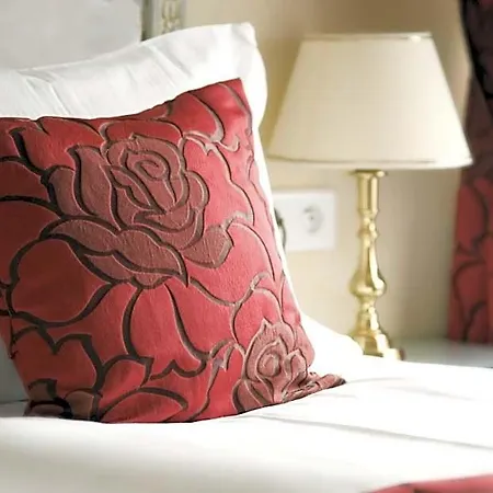 Otel Grand Bristol By Collection