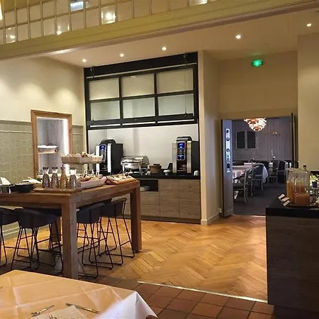 Grand Bristol Hotel