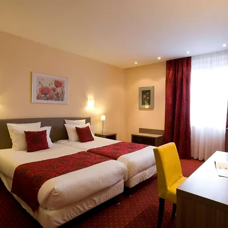 Grand Bristol By Collection Otel