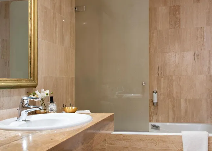 Grand Bristol By Collection 4*